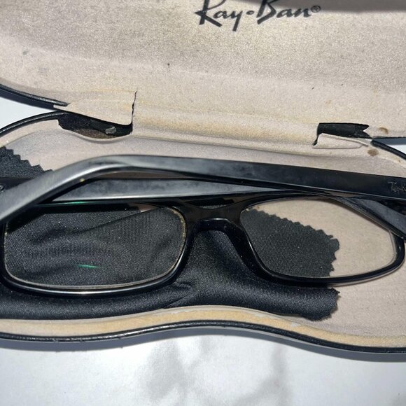 Authentic Ray-ban Reading Glasses (WITH original Case) - Picture 3 of 6